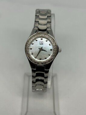 Classic ESQ Movado Hampshire Women’s Quartz Watch Stainless Steel MOP
